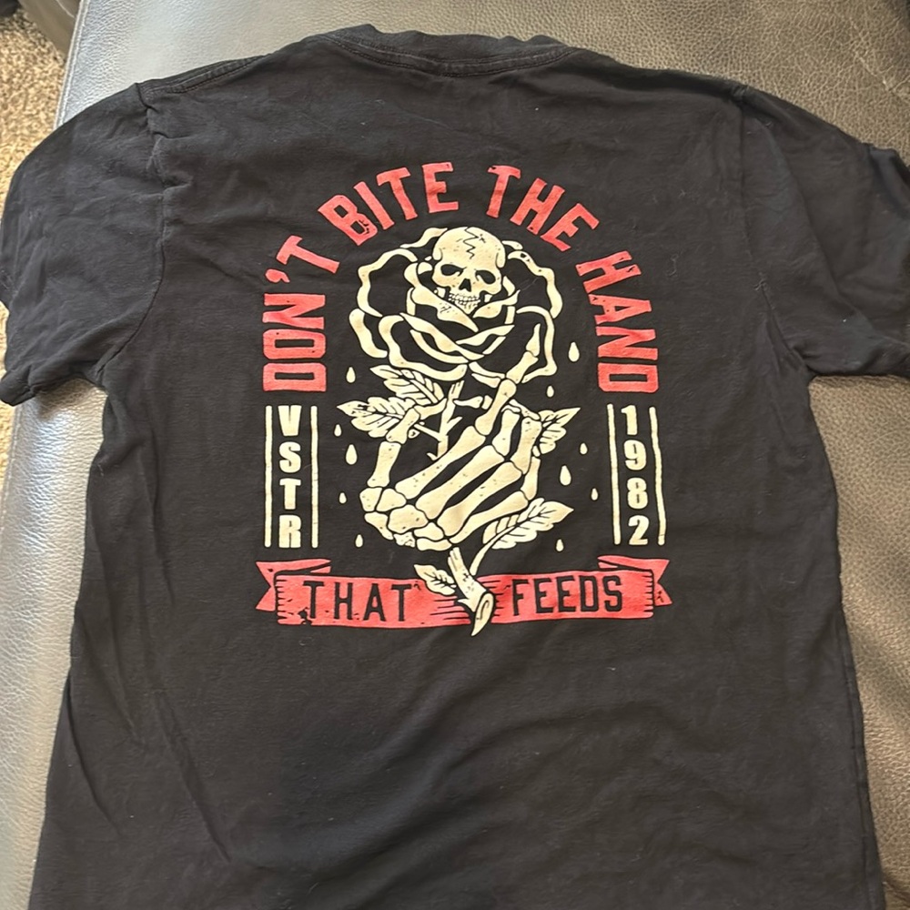 Tillys VSTR Boys Tee Sz M